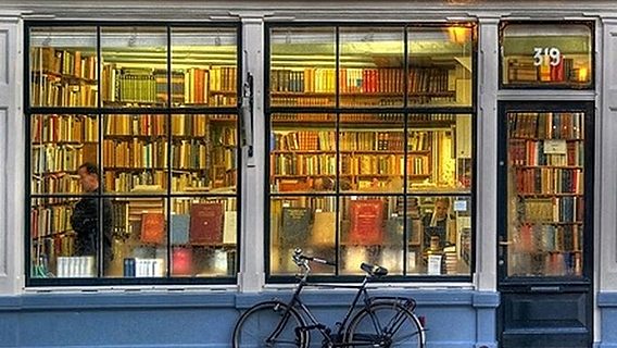 Renew the Book: один месяц в Амстердаме и грант в размере 15 000 евро 