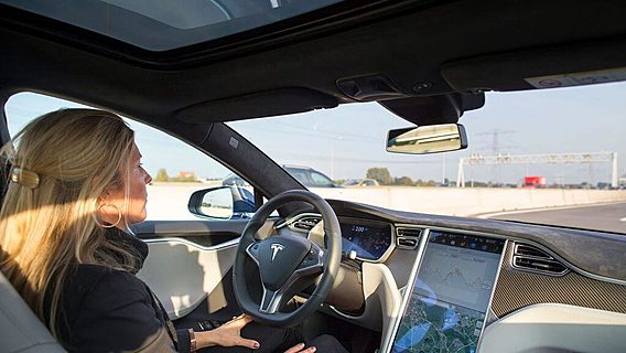 Tesla купила CV-стартап для создания полностью беспилотных авто 