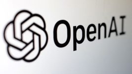 Аутсорсер сократил десятки сотрудников, которые занимались тренировкой моделей OpenAI