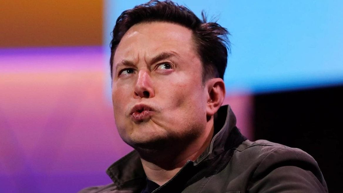 Илон Маск объяснил когда Tesla вернется к продаже машин за биткоины