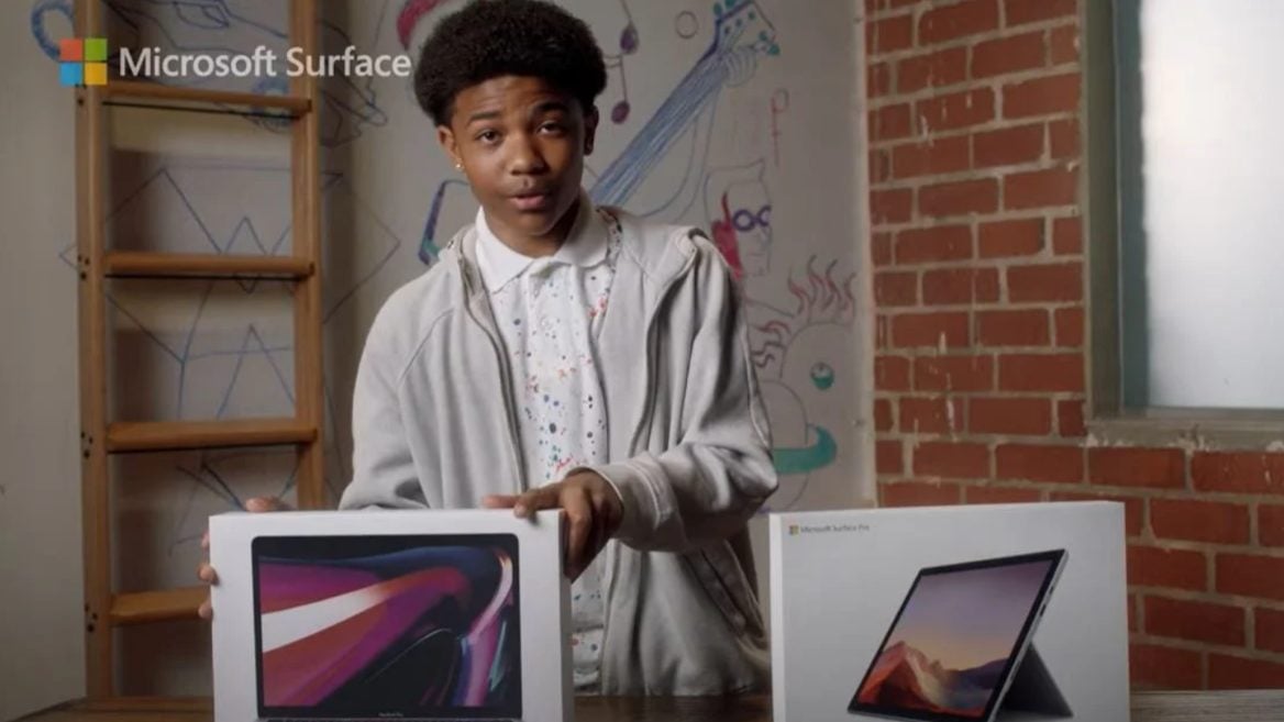 Microsoft «опустила» MacBook Pro в новой рекламе Surface Pro 7