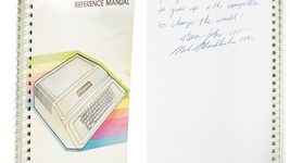Мануал к Apple II ушёл с молотка почти за $800 тысяч