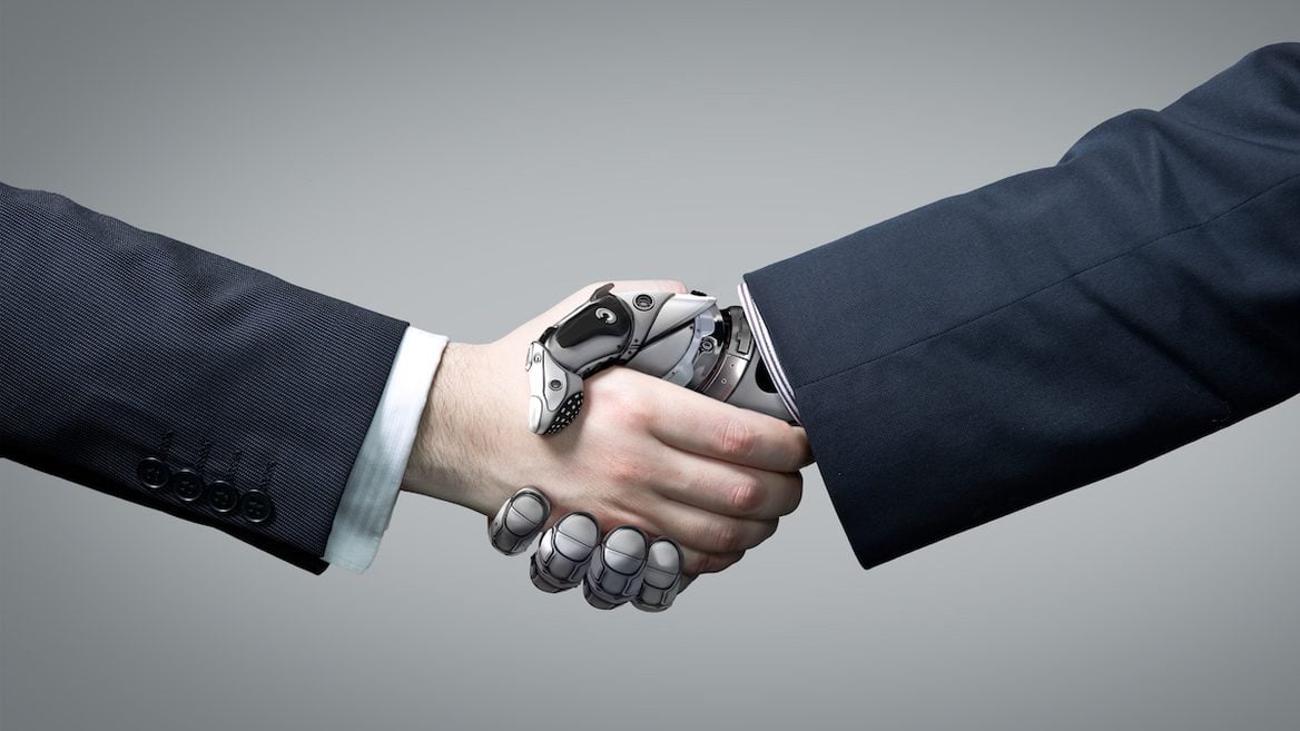10 технологических профессий, которым можно не бояться AI и автоматизации