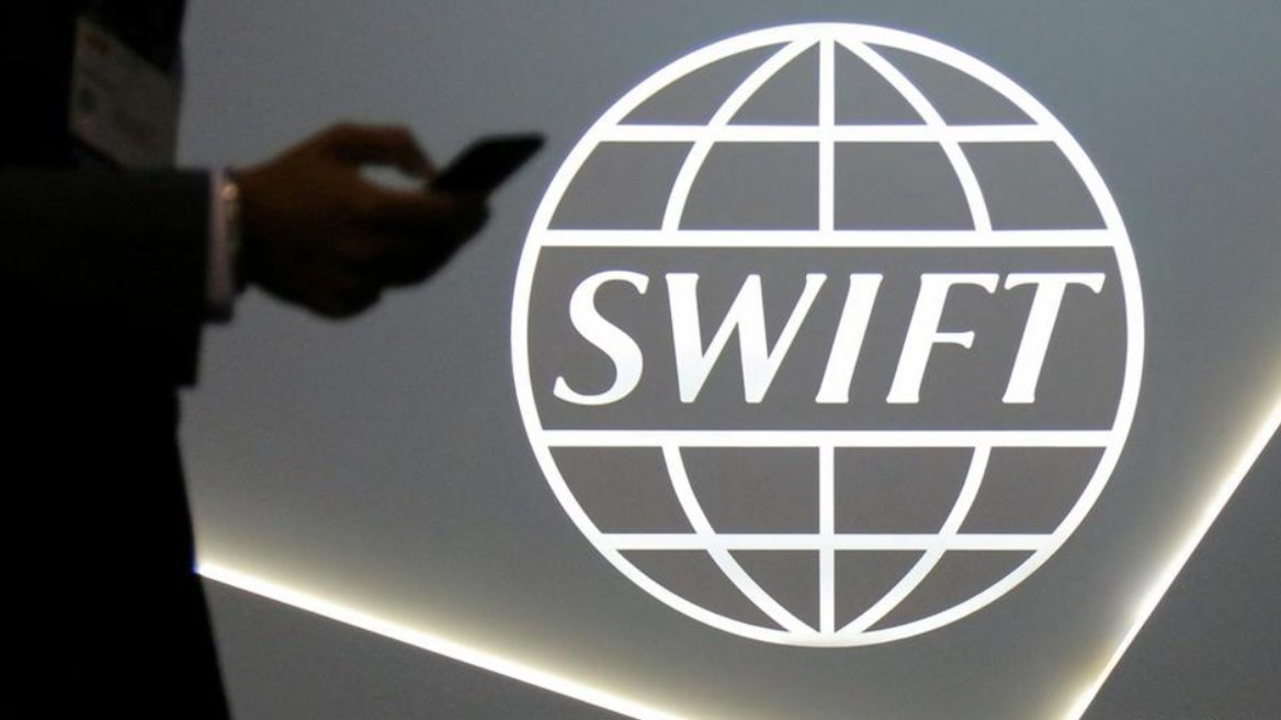 Страны Запада отключат от SWIFT несколько российских банков