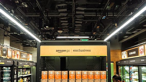 Первый «магазин будущего» Amazon Go откроют для всех желающих 