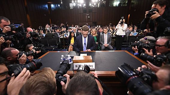 Цукерберг говорит: основатель Facebook ответил на вопросы Конгресса США. Ключевые тезисы 