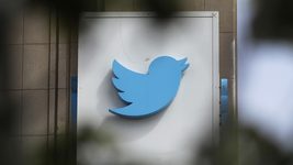 Twitter тестирует ряд новых функций, в том числе удаление подписчиков и архивацию твитов