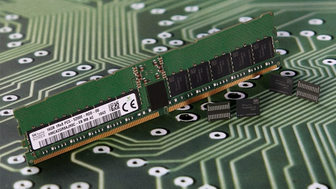 Линус Торвальдс раскритиковал Intel за сдерживание рынка ЕСС-памяти