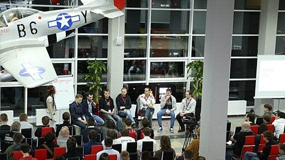DevNight в Минске: разработчики мобильных игр общались до полуночи 