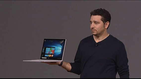 Microsoft представила свой первый ноутбук 