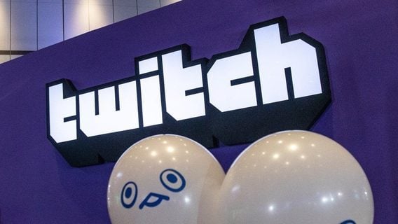 Twitch разрешил стриптиз и другой сексуальный контент после скандала с обнаженными стримами