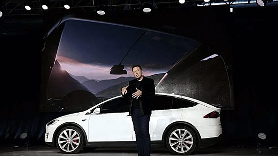Илон Маск извинился перед инвесторами и рассказал про создание ИИ-чипа для Tesla 