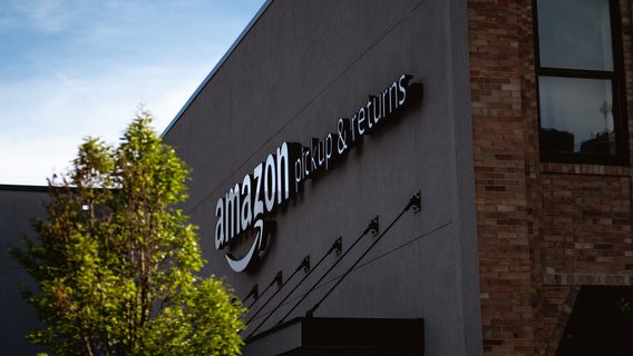 Работницы обвиняют Amazon в дискриминации