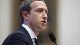 Facebook переплатила $4,9 млрд из пяти за скандал с Cambridge Analytica, только чтобы спасти Цукерберга