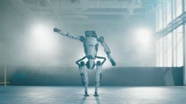 Boston Dynamics закрыла проект робота-гуманоида Atlas и показала его лучшие моменты