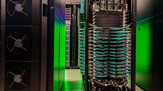 Intel представила самый быстрый в мире академический суперкомпьютер 